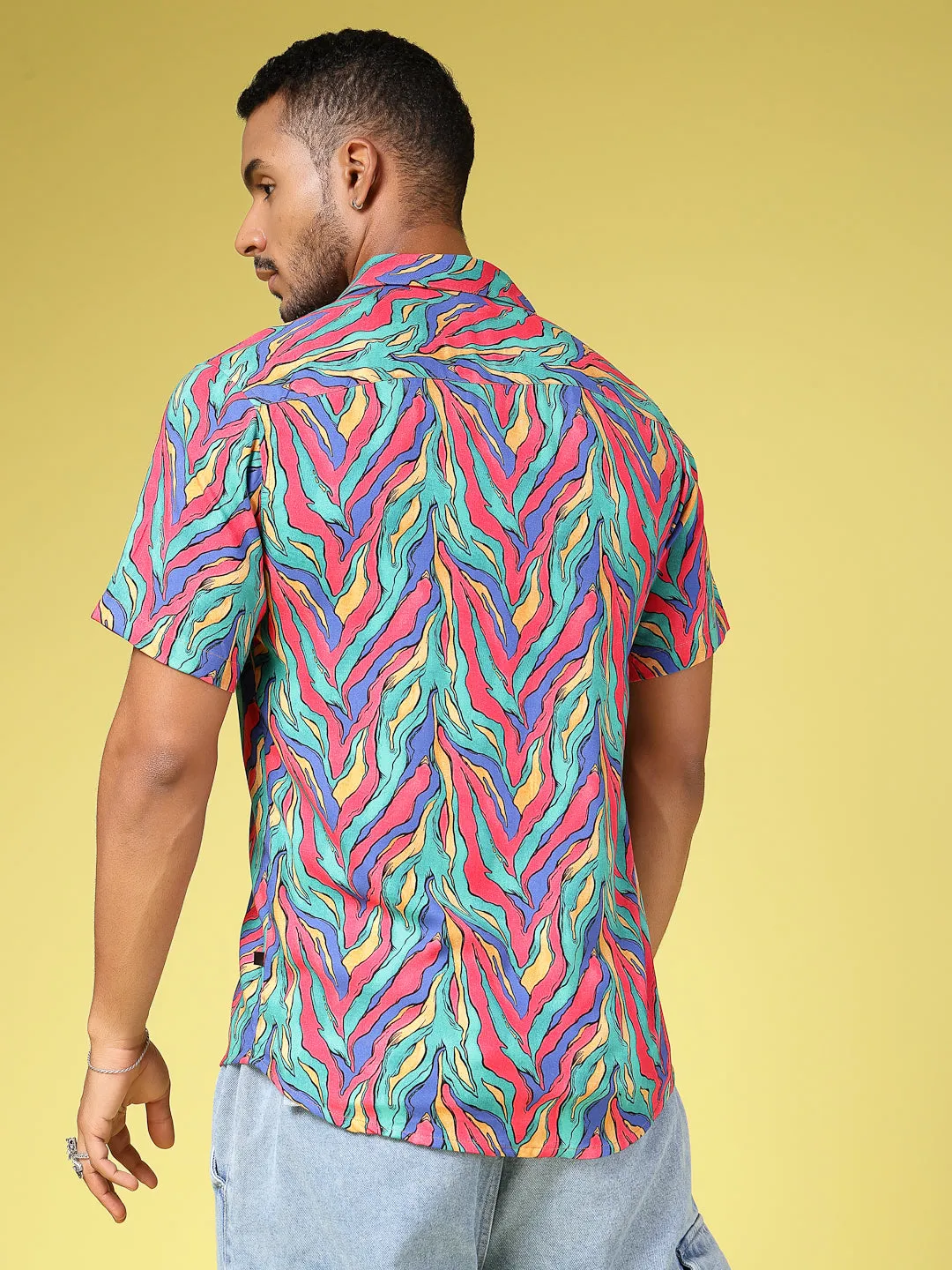 Men's Half Sleeves Abstract Print Shirt